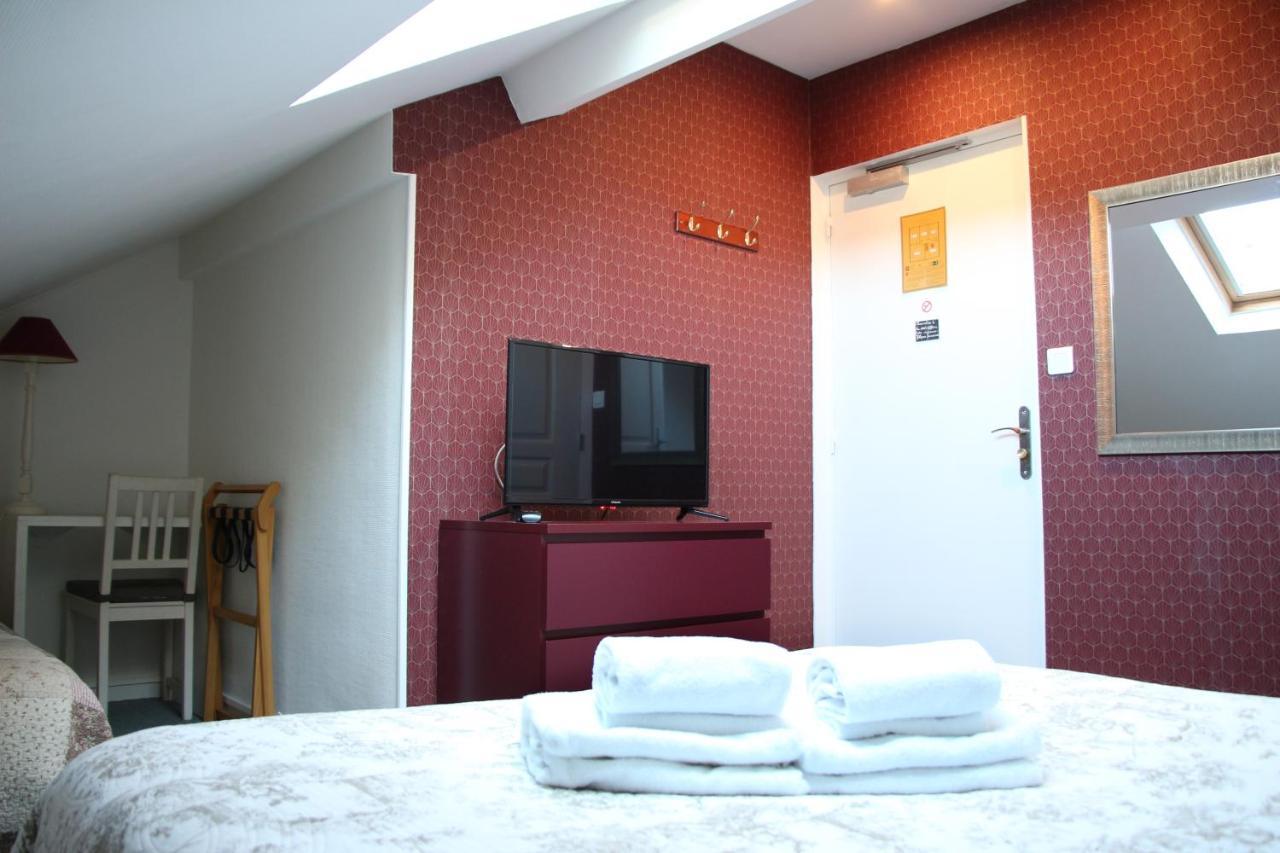 Hotel Saint Yves Нант Екстериор снимка