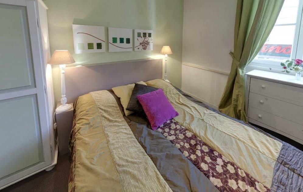 Hotel Saint Yves Нант Екстериор снимка